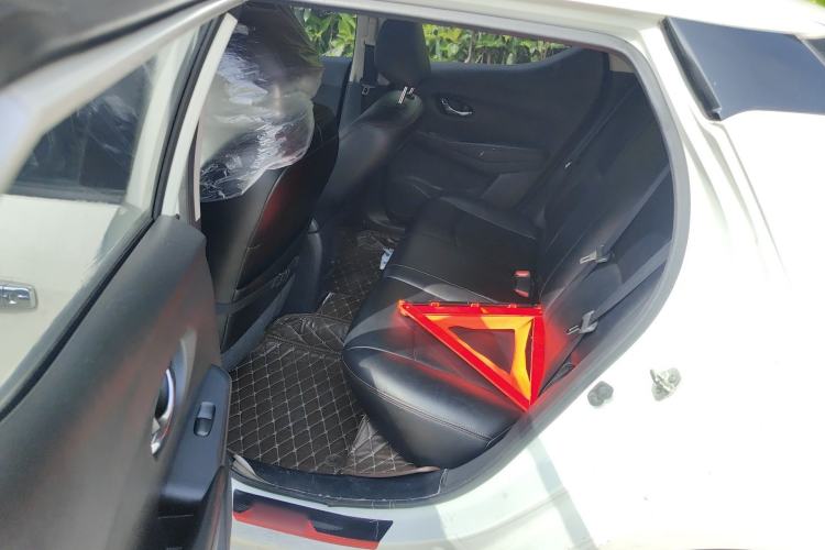 Used Nissan Lannia 2016 1.6L CVT Smart Cool Edition Left Rear Seat