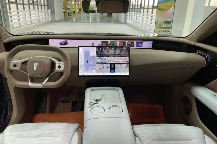 Used Avatr 07 2024 Max Extended-Range Edition Interior 4