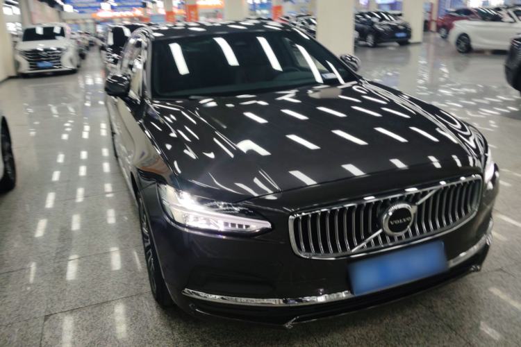 Used Volvo S90 2023 B5 Zhiyi Luxury Edition
