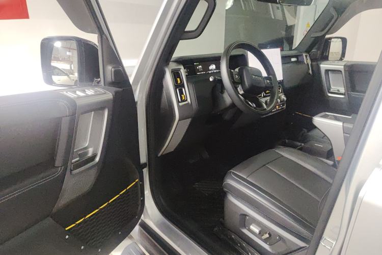 Used iCAR V23 2025 501 Four-Wheel Drive Intelligent Driving Version Driver Seat