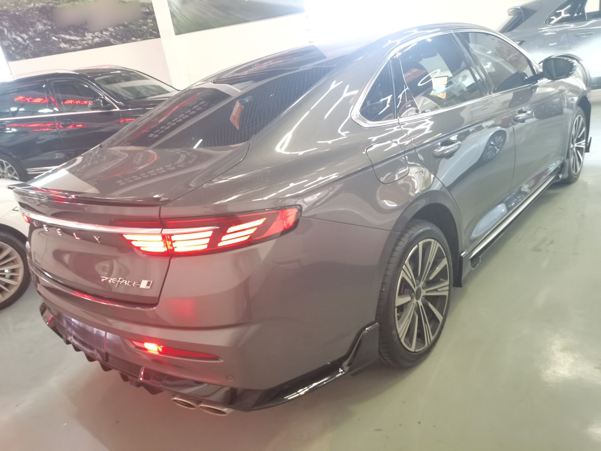 Geely Auto Preface 2025 Dongfang Yao 2.0TD Moonlight Edition — снимка 8
