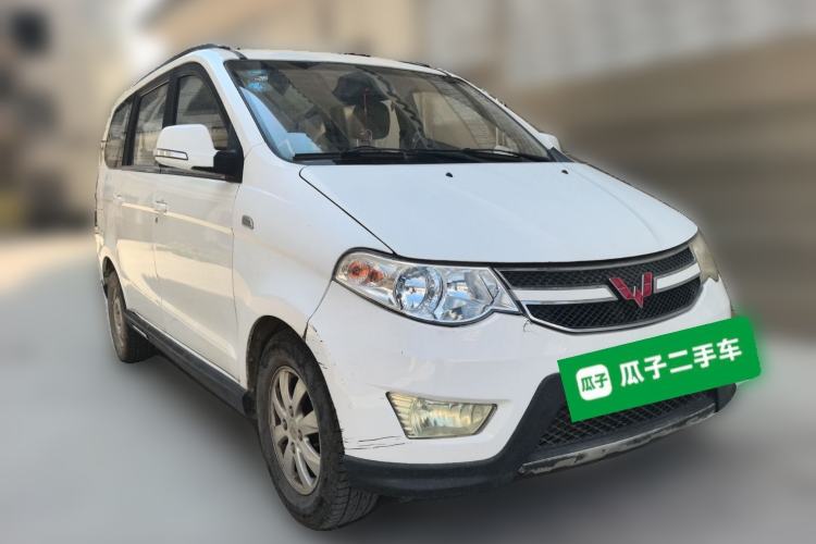 Used Wuling Hongguang 2016 1.5L Restyled S Comfort Version Front Right 45 Deg