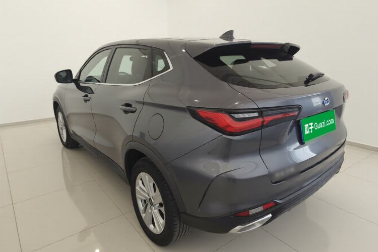 Used CHANGAN OSHAN X5 2021 1.6L CVT Luxury Version Exterior 2