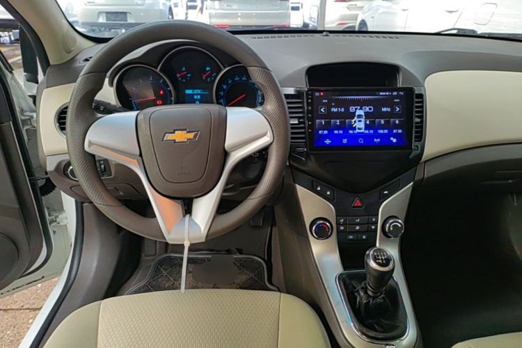 Used Chevrolet Cruze 2015 1.5L Classic SL MT