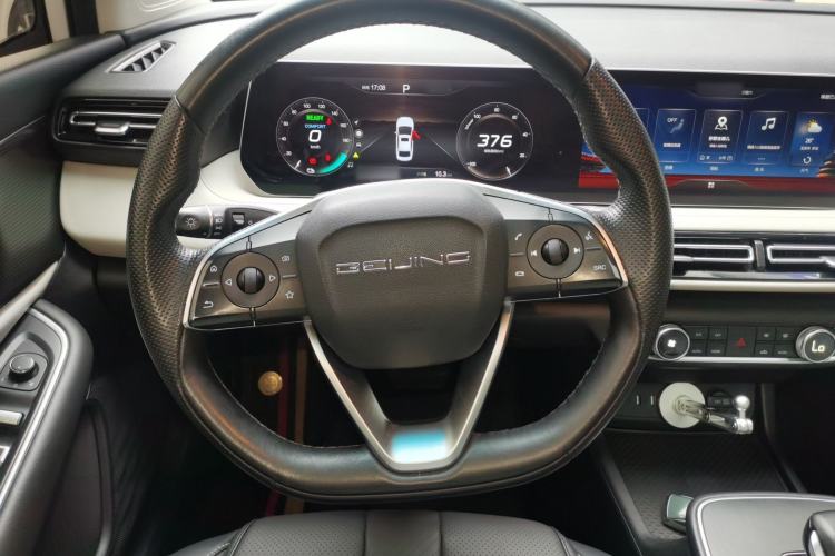 Used BAIC Beijing EU5 PLUS 2024 R500 Standard Travel Edition Steering Wheel