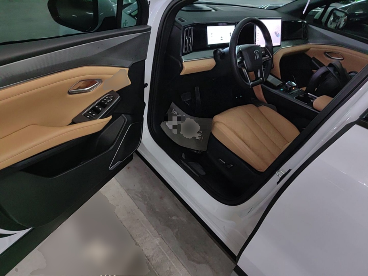 BYD Song L DM-i 2024 112 km Leading Edition — снимка 18