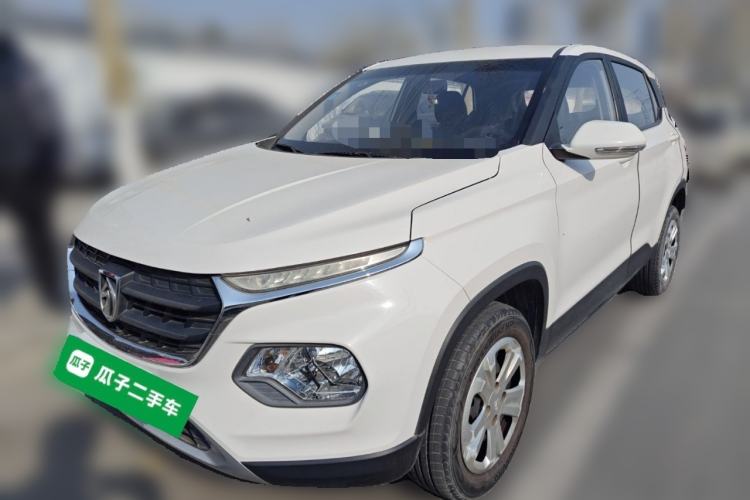 Used Baojun 510 2017 1.5L manual Comfort trim