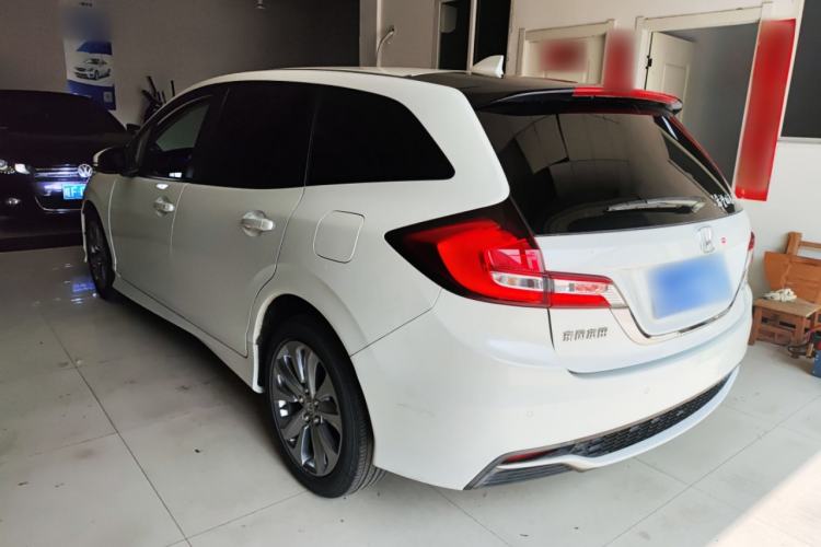 Used Honda Jade 2017 1.8L automatic Comfort version 5 seats
