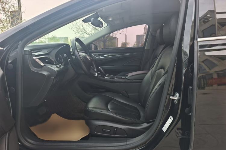 Used Buick LaCrosse 2021 652T Luxury Model
