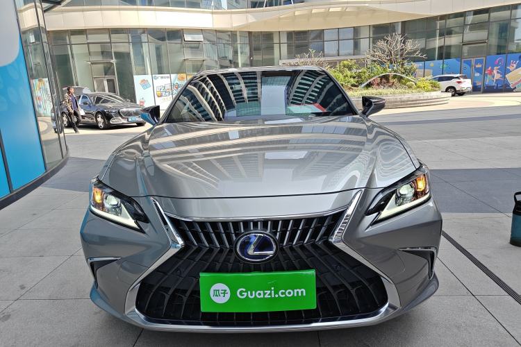 Used Lexus ES 2021 300h Excellence Edition