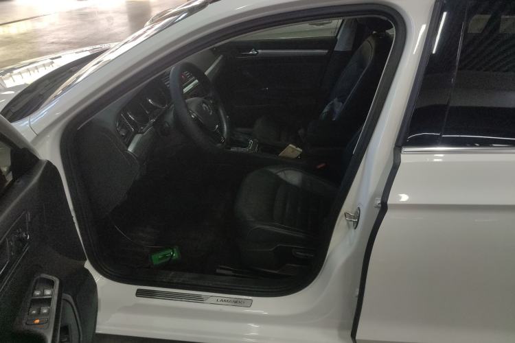 Used Volkswagen Lamando 2017 280TSI DSG Comfort Edition