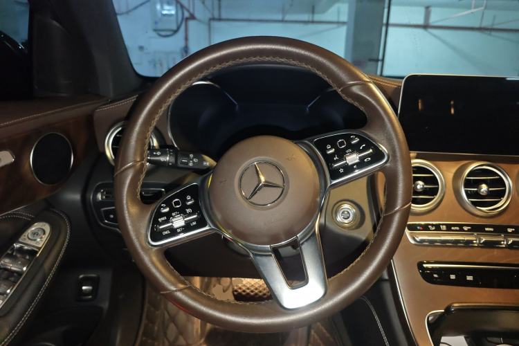 Used Mercedes-Benz GLC 2020 GLC 300 L 4MATIC Dynamic Edition Steering Wheel