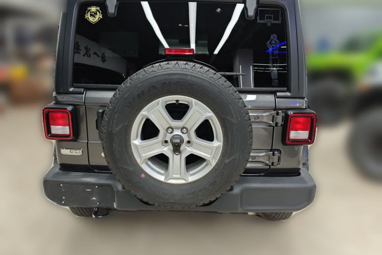 Used Jeep Wrangler 2018 2.0T Sahara Two-Door Edition