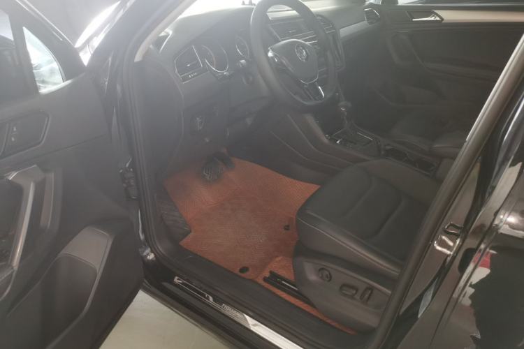 Used Volkswagen Tiguan L 2018 Revised Version 330TSI Automatic Two-Wheel Drive Comfort Edition Driver Seat