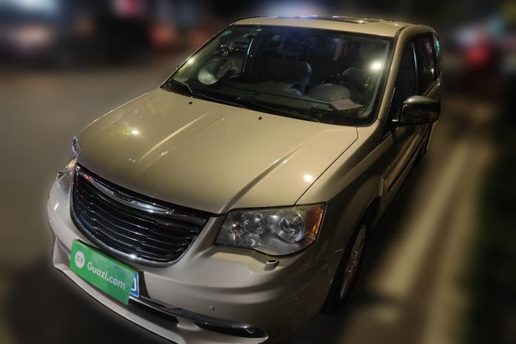 Used Chrysler Grand Voyager 2013 3.6L Luxury Edition