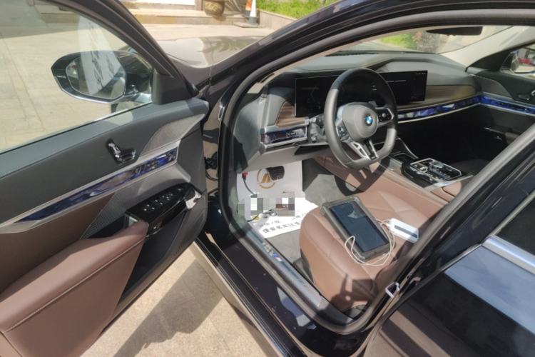 Used BMW 7 Series 2023 735Li M Sport Package
