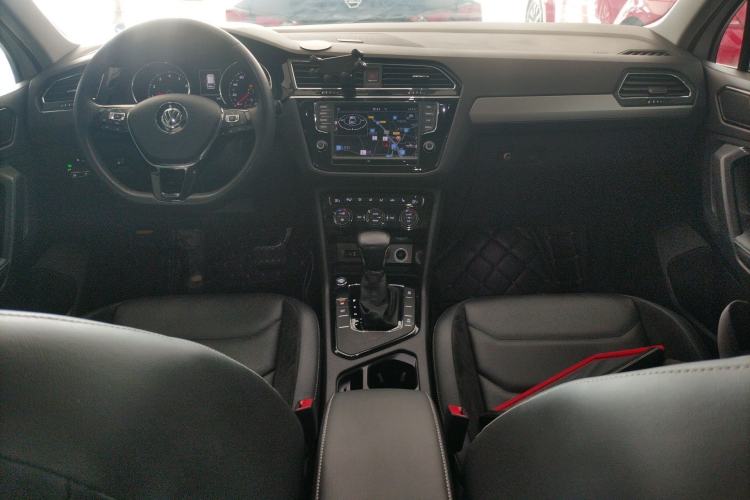 Used Volkswagen Tiguan L 2017 330TSI Automatic Two-Wheel Drive Luxury Edition
