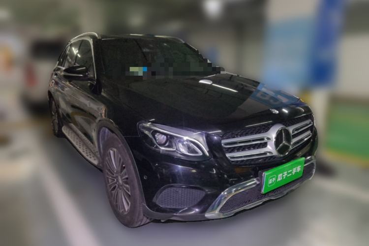 Used Mercedes-Benz GLC 2016 GLC 260 4MATIC Dynamic Edition Front Right 45 Deg