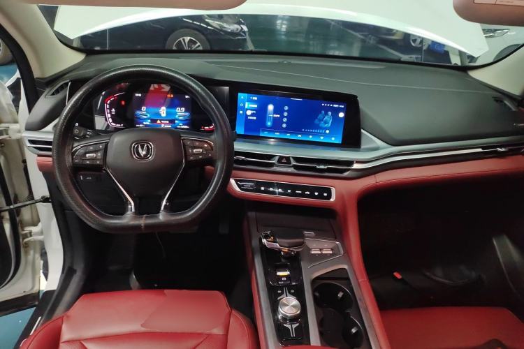 Used CHANGAN CS75 PLUS 2022 2.0T Automatic Pilot Version Center Console