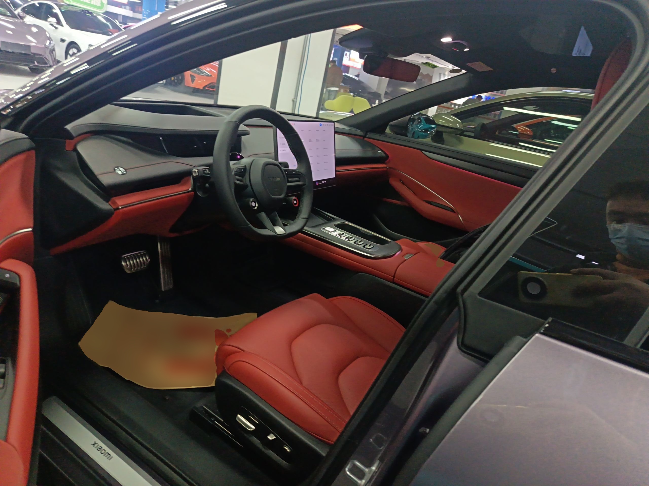 Переднее сиденье в автомобиле