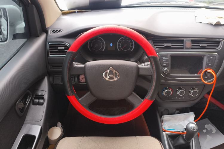 Used CHANGAN KAICHENG Ounuo S 2025 1.5L Deluxe Edition Dual-Steaming Air-Conditioned Passenger Vehicle JL473QG 5 Seats Steering Wheel