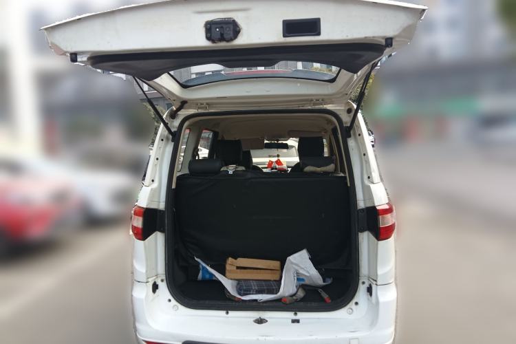 Used HYOSOW H2 2016 H2E 1.5L Fashion Model BJ415B Trunk