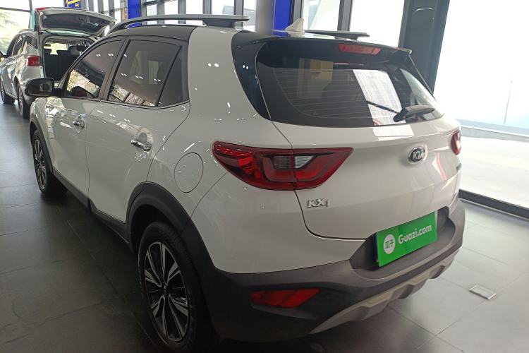 Used Kia kx1 Stonic 2021 1.4L CVT Fun & Sunroof Model