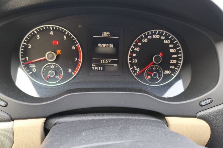 Used Volkswagen Sagitar 2014 1.4TSI Automatic Luxury Model
