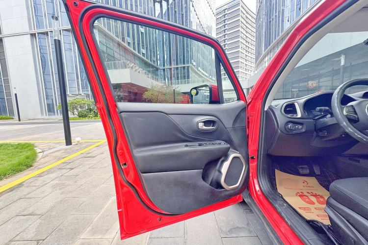 Used Jeep Renegade 2018 Connected Large Screen Version 180T Automatic High-Energy Edition