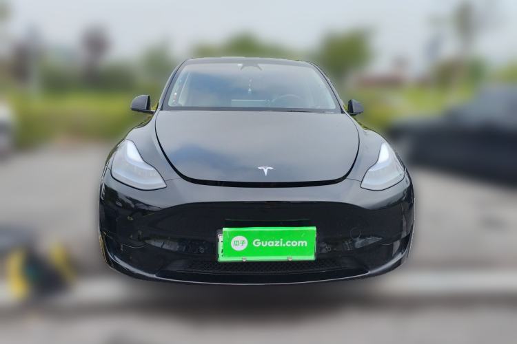 Used Tesla Model Y 2023 Rear-Wheel-Drive Version
