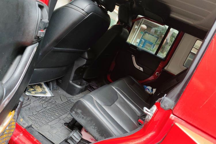 Used Jeep Wrangler 2015 3.0L Sahara Four-Door Comfort Edition