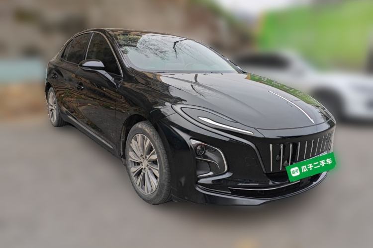 Used Hongqi E-QM5 2022 431 km Charge & Enjoy Edition