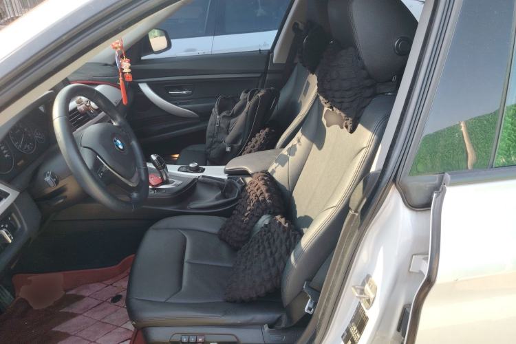 Used BMW 3 Series GT 2016 320i Fashion Model
