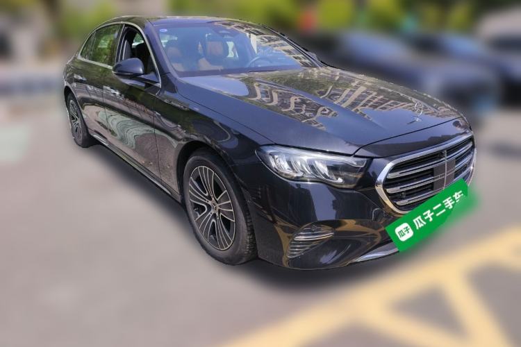 Used Mercedes-Benz E-Class 2024 E 260 L Front Right 45 Deg