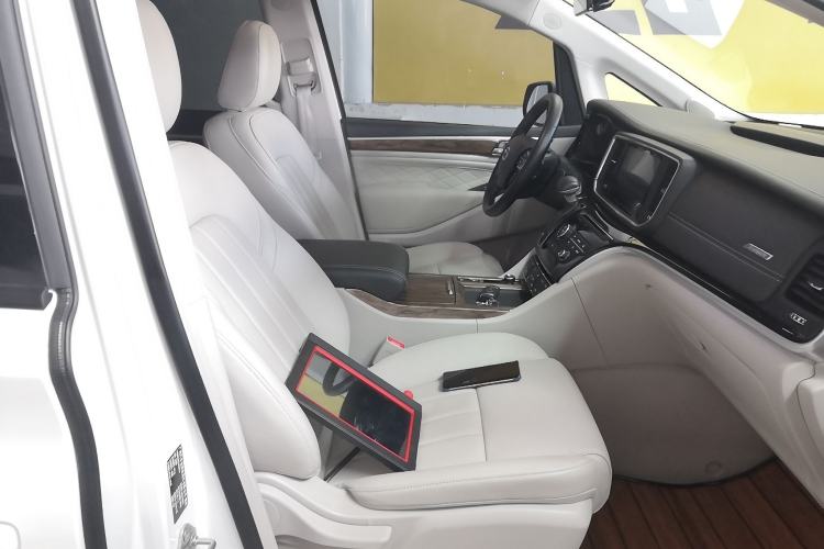 Used GAC Trumpchi M8 2018 320T Luxury Edition
