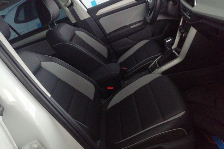 Used Volkswagen T-ROC 2024 280TSI DSG Two-Wheel-Drive Time Edition