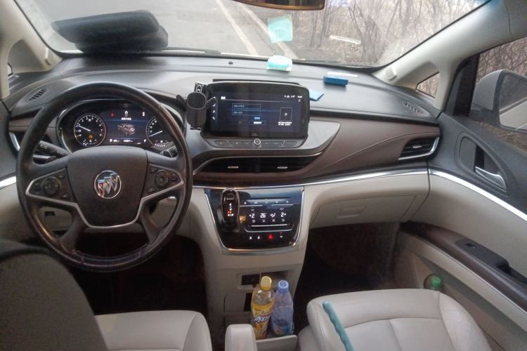 Used Buick GL8 2020 Land Business Class 652T Luxury Model
