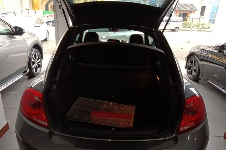 Used Volkswagen Beetle 2013 1.4 TSI Comfort Model
