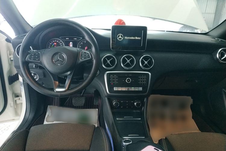 Used Mercedes-Benz A-Class (Import) 2017 Revised A 200 Dynamic Edition
