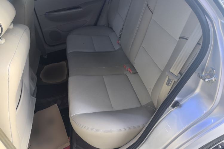 Used Buick Excelle 2015 1.5L Automatic Classic Model
