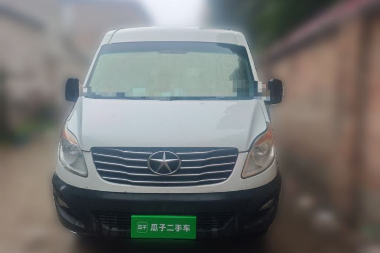 Used JAC Sunray 2017 2.0T Short-Wheelbase Mid-Roof StarTourer Light Commercial Van