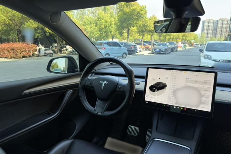 Used Tesla Model Y 2022 Rear-Wheel-Drive Version Interior 11