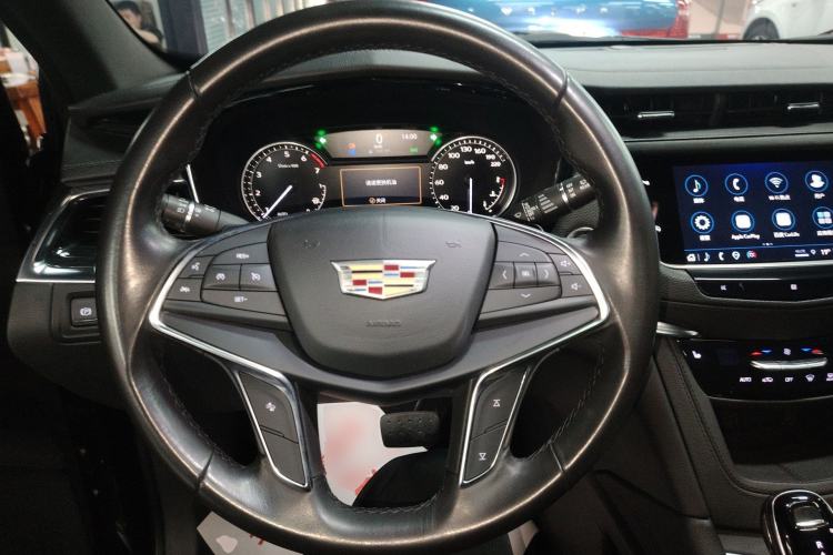 Used Cadillac XT5 2021 2.0T Two-Wheel Drive Luxury Version