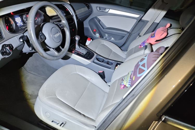 Used Audi A4L 2013 35 TFSI Automatic Standard Model
