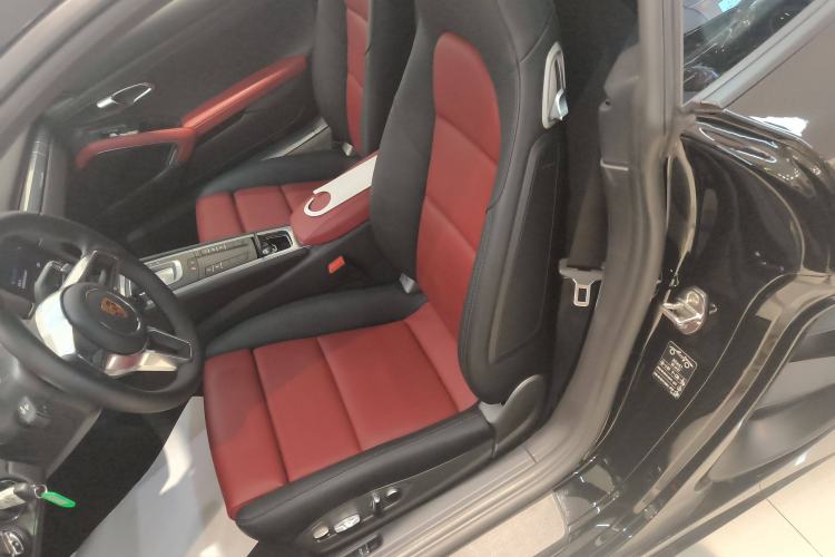 Used Porsche 718 2022 Cayman 2.0T
