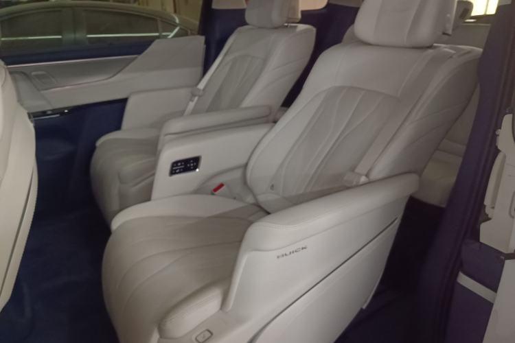 Used Buick GL8 New Energy 2024 Lu Zun Luxury Edition 7-Seater