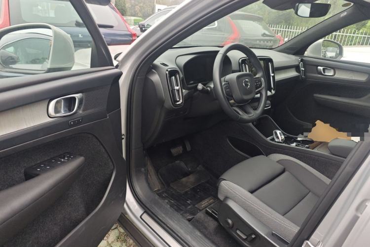 Used Volvo XC40 2024 B3 Zhiyuan Luxury Edition
