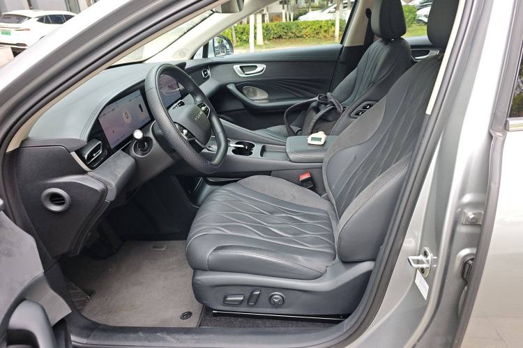 Used Roewe D7 2023 DMH 125km Flagship Edition