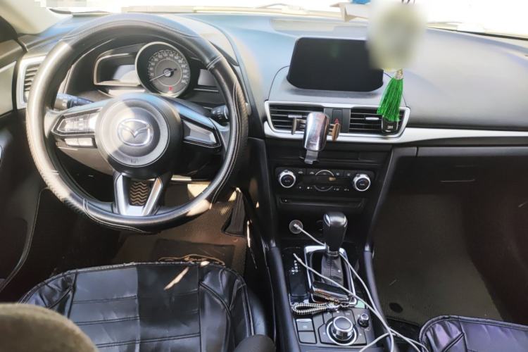 Used Mazda 3 Axela 2019 Cloud-Controlled Version Sedan 1.5L Automatic Luxury Trim China V Standard Interior 2