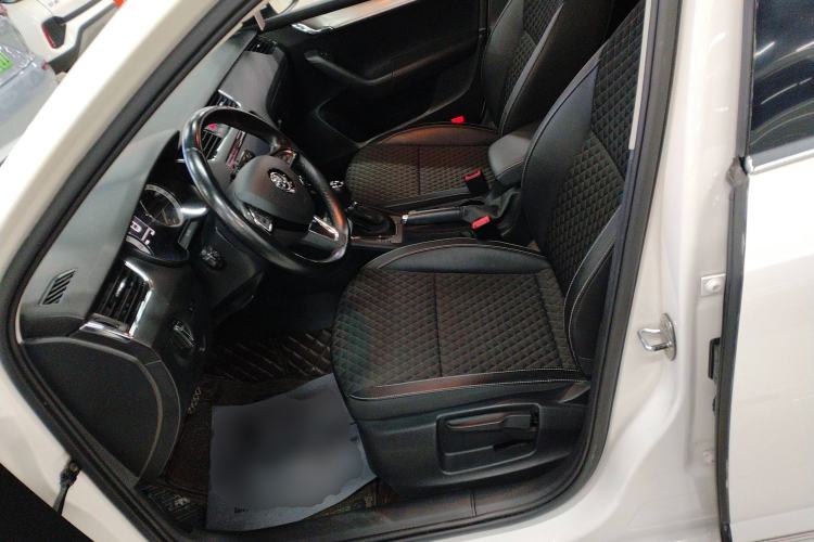 Used Skoda Octavia 2018 TSI230 DSG Luxury Edition